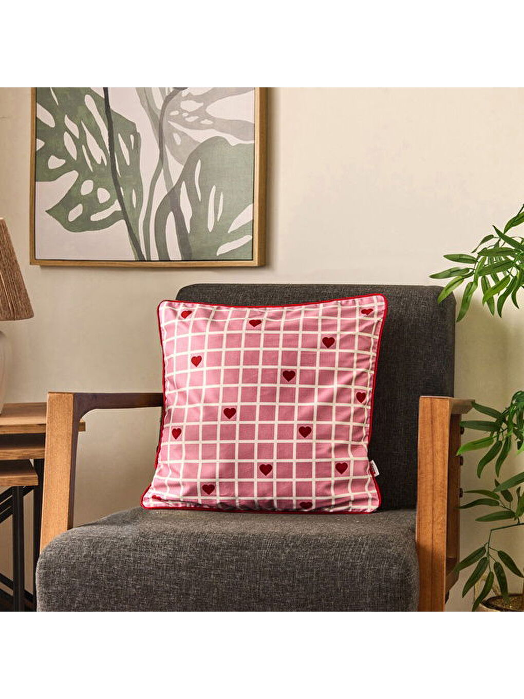 Soft Amore Kırlent - Pembe - 45x45 cm