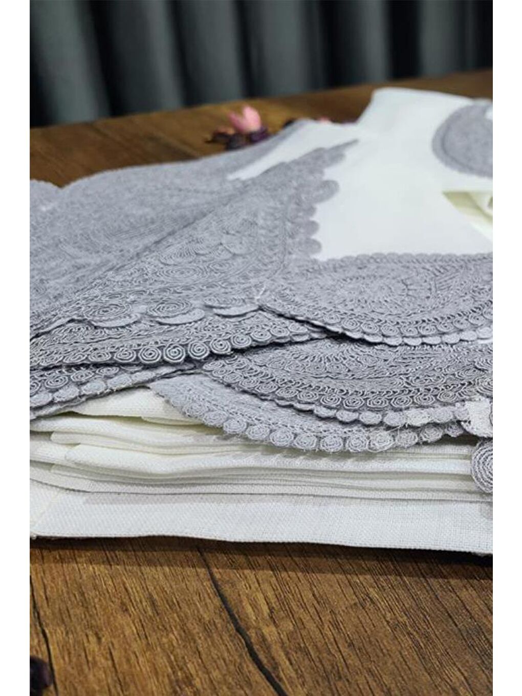 26 Parça Keten Zambak Masa Örtüsü Takımı Krem Gri-5