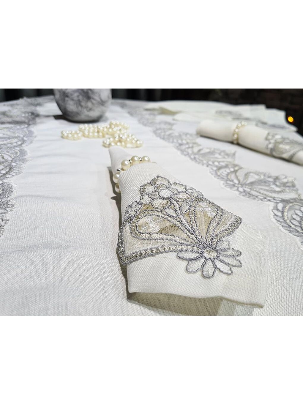 Mavi 26 Parça Fransız Güpürlü Firuze Masa Örtüsü Takımı Krem - Silver-3