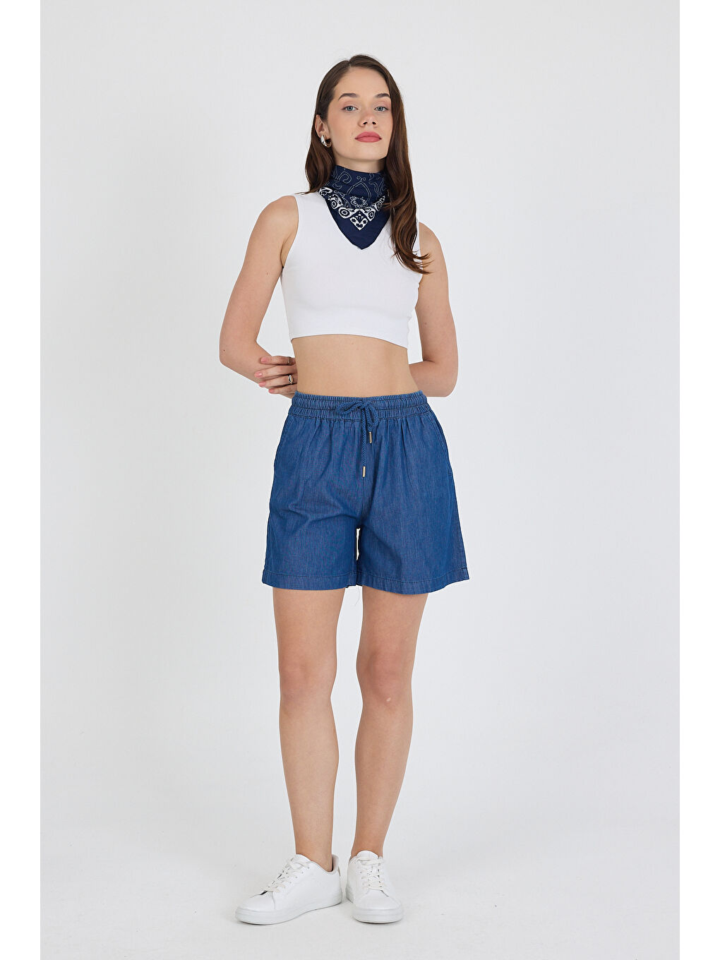 Mavi Cepli Yazlık Jean Kadın Şort 1461