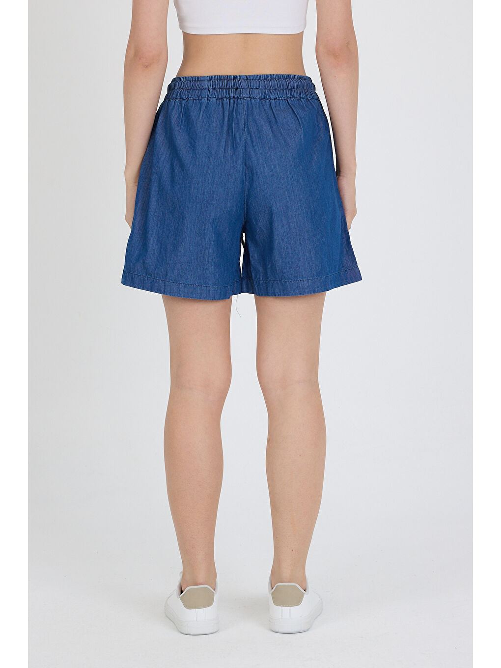 Mavi Cepli Yazlık Jean Kadın Şort 1461-4