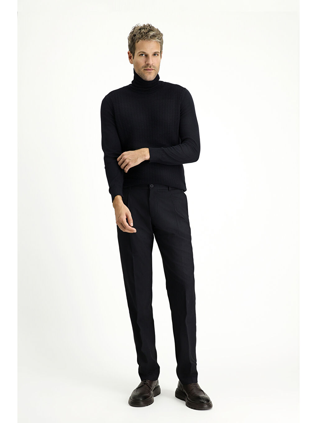 Lacivert Slim Fit Dar Kesim Elastanlı Pileli Klasik Kumaş Pantolon-1