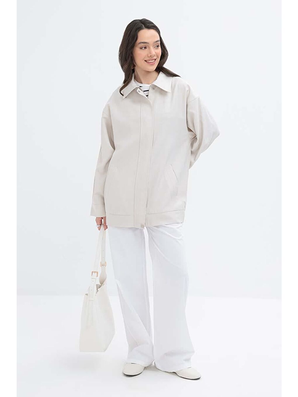 Bej Taş-Etek Ucu Lastikli Fermuarlı Ceket-1