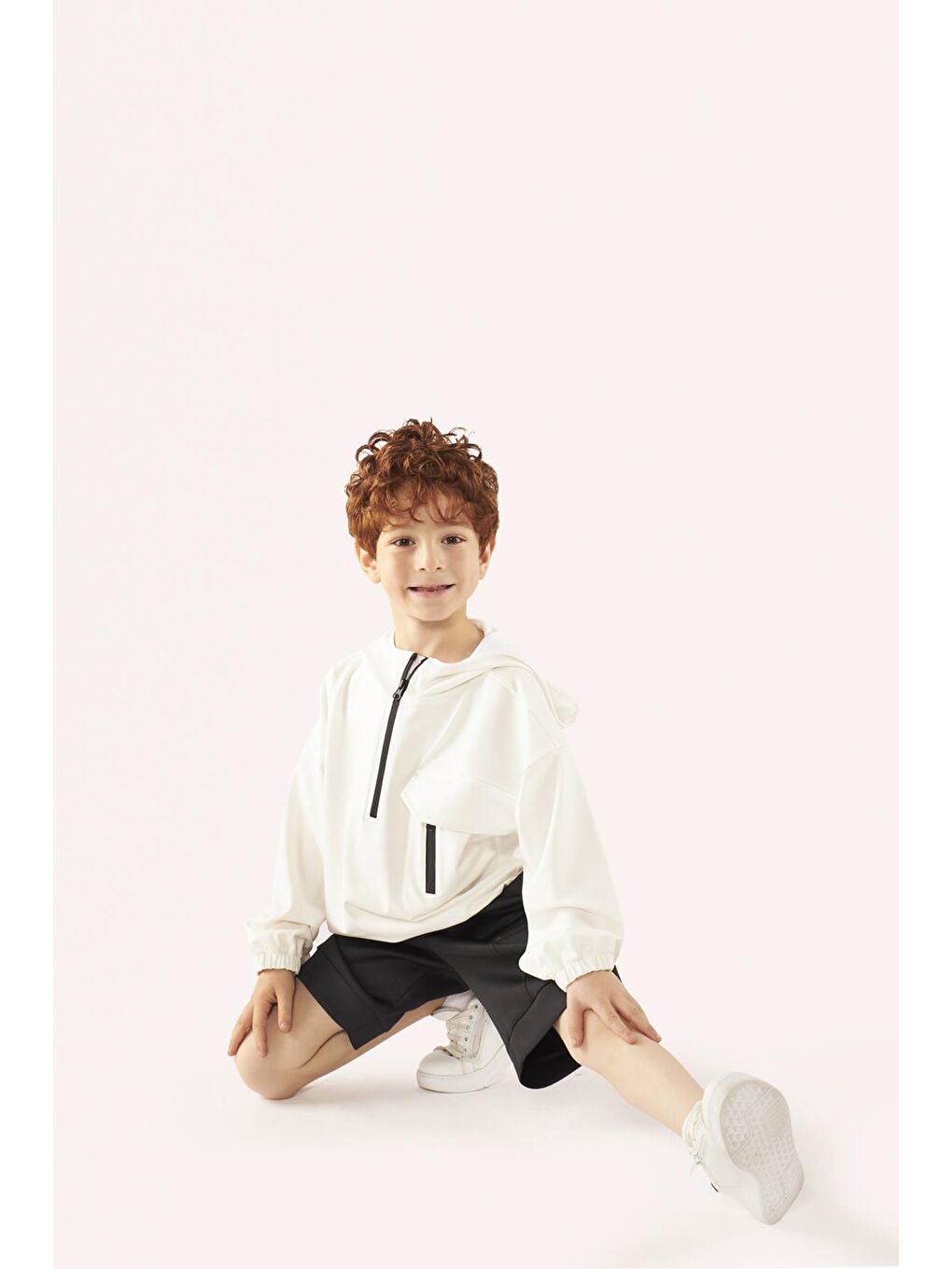 Ekru Erkek Çocuk Kapüşonlu Sweatshirt-1