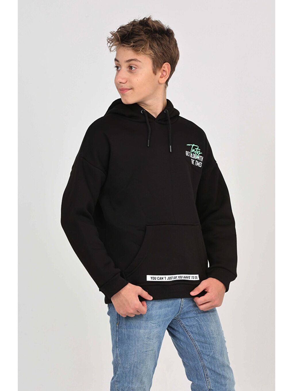 Siyah Erkek Çocuk Tnty Nakışlı Sweatshirt