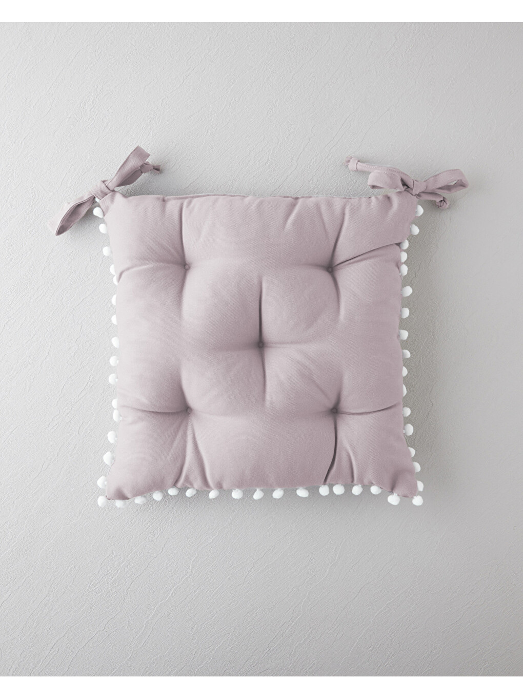Pembe Ponponlu Sandalye Minderi 40x40 Cm Pudra
