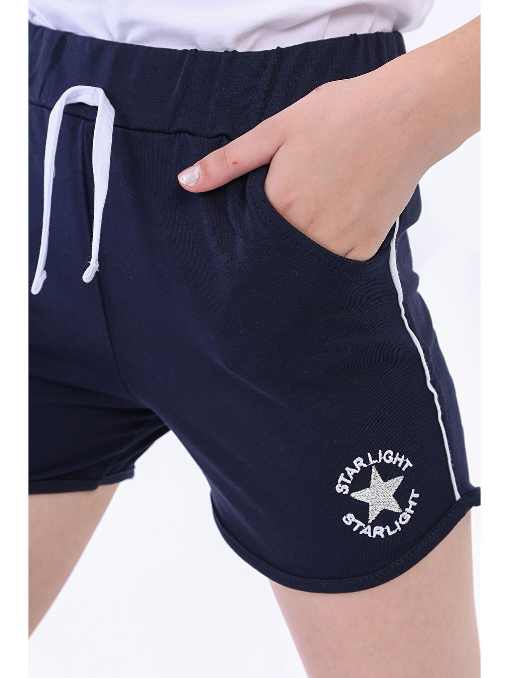 Lacivert Kız Çocuk Yıldız Arma Nakışlı Şort-2
