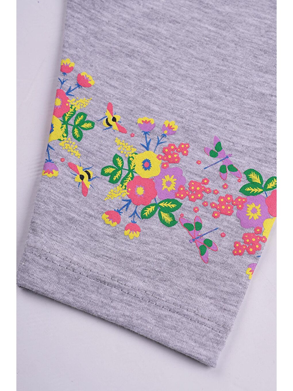 Bisiklet Yaka Yarım Kol Çiçek Baskılı Pembe Gri Renk Kız Çocuk Taytlı Takım-3