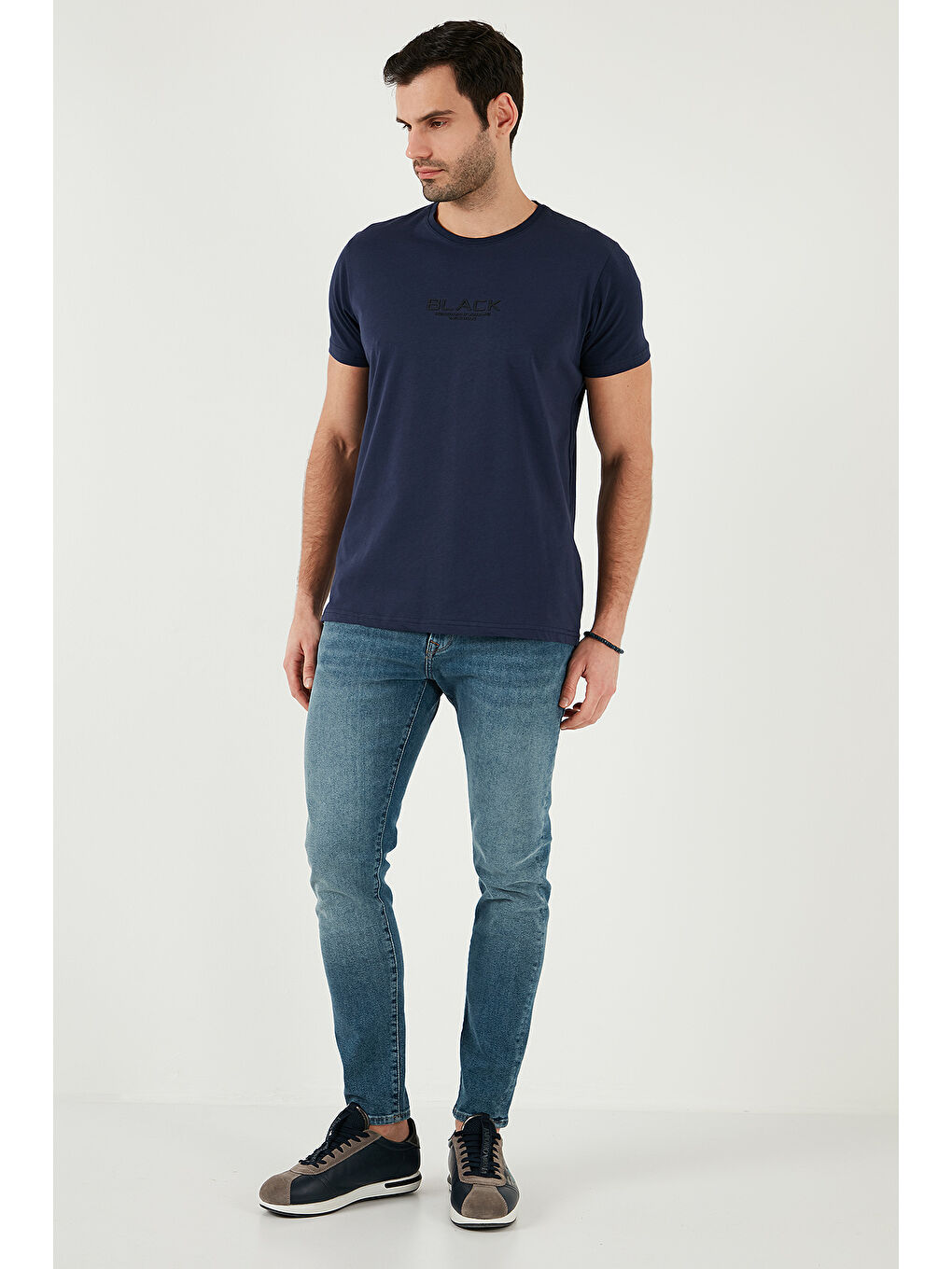 Lacivert Baskılı Bisiklet Yaka %100 Pamuk Slim Fit Erkek Tişört 541FOLLOW-1