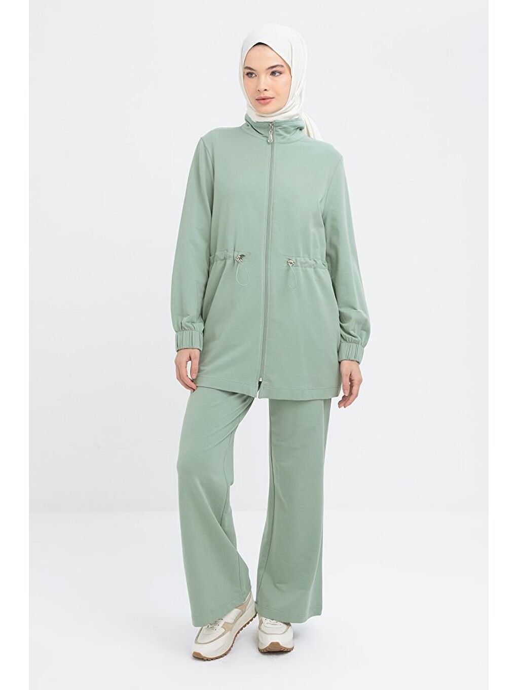 Yeşil Defne-Belden Büzgülü Fermuarlı Eşofman Takımı-1