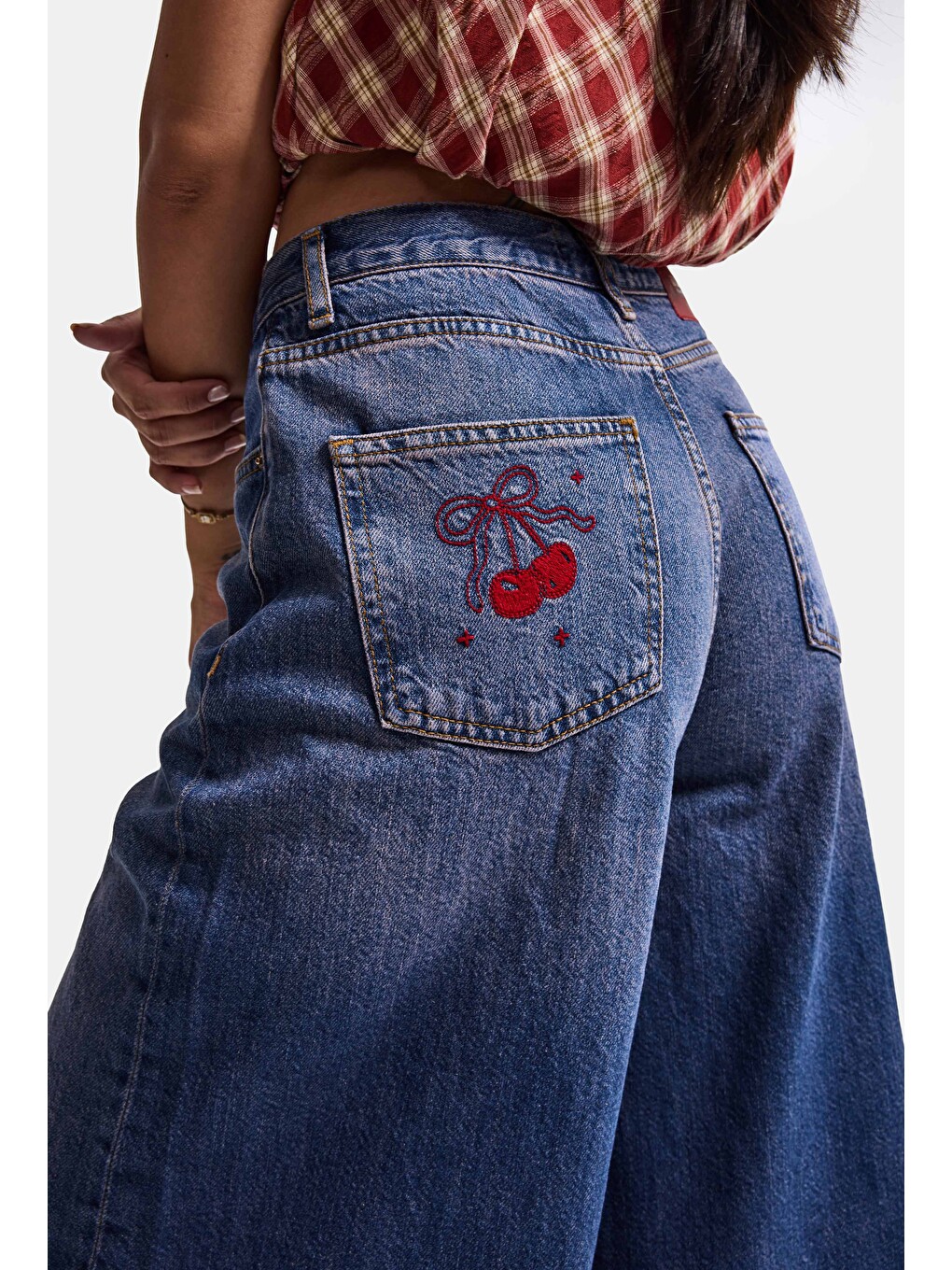 Mavi Kadın Koyu Jean 4w6-98 Culotte Fit Kiraz Nakış Detaylı Tasarım Denim Jean-1