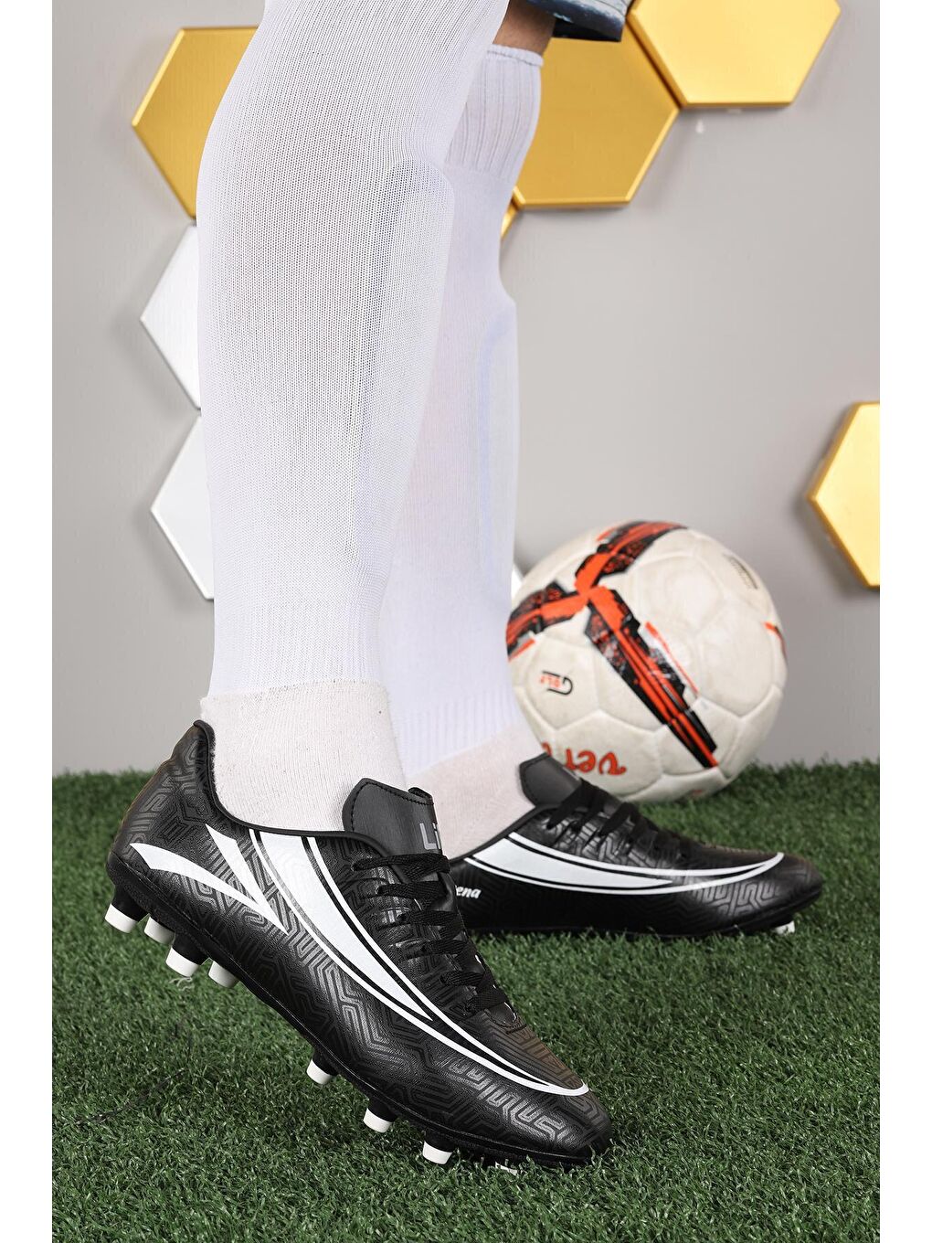 Siyah Simena KM Krampon Çim Saha Erkek Futbol Ayakkabı