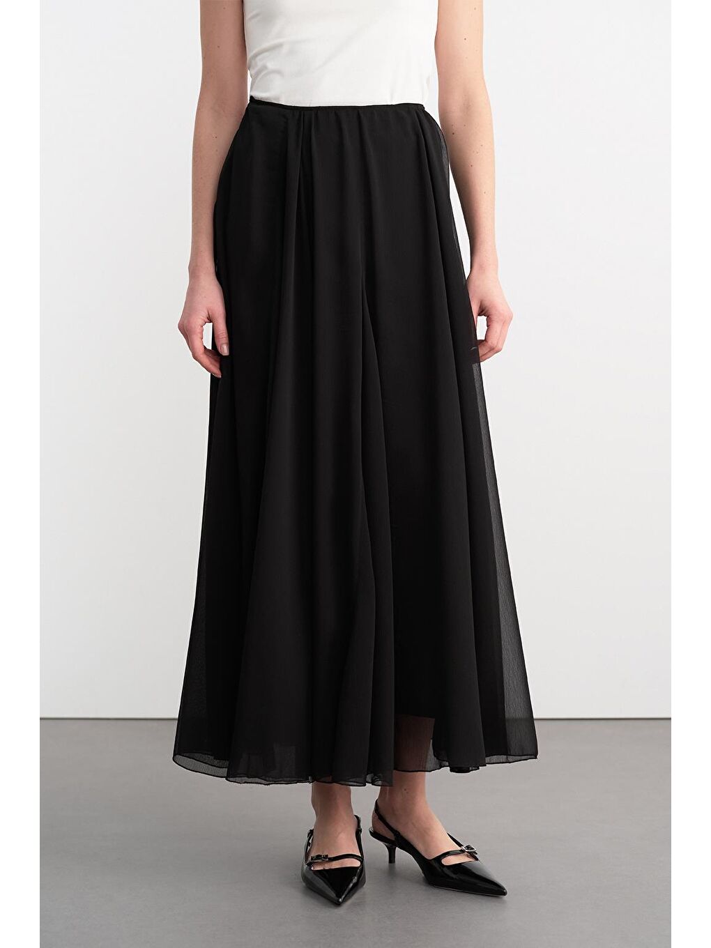 Eva Parçalı Uzun Etek Siyah-3