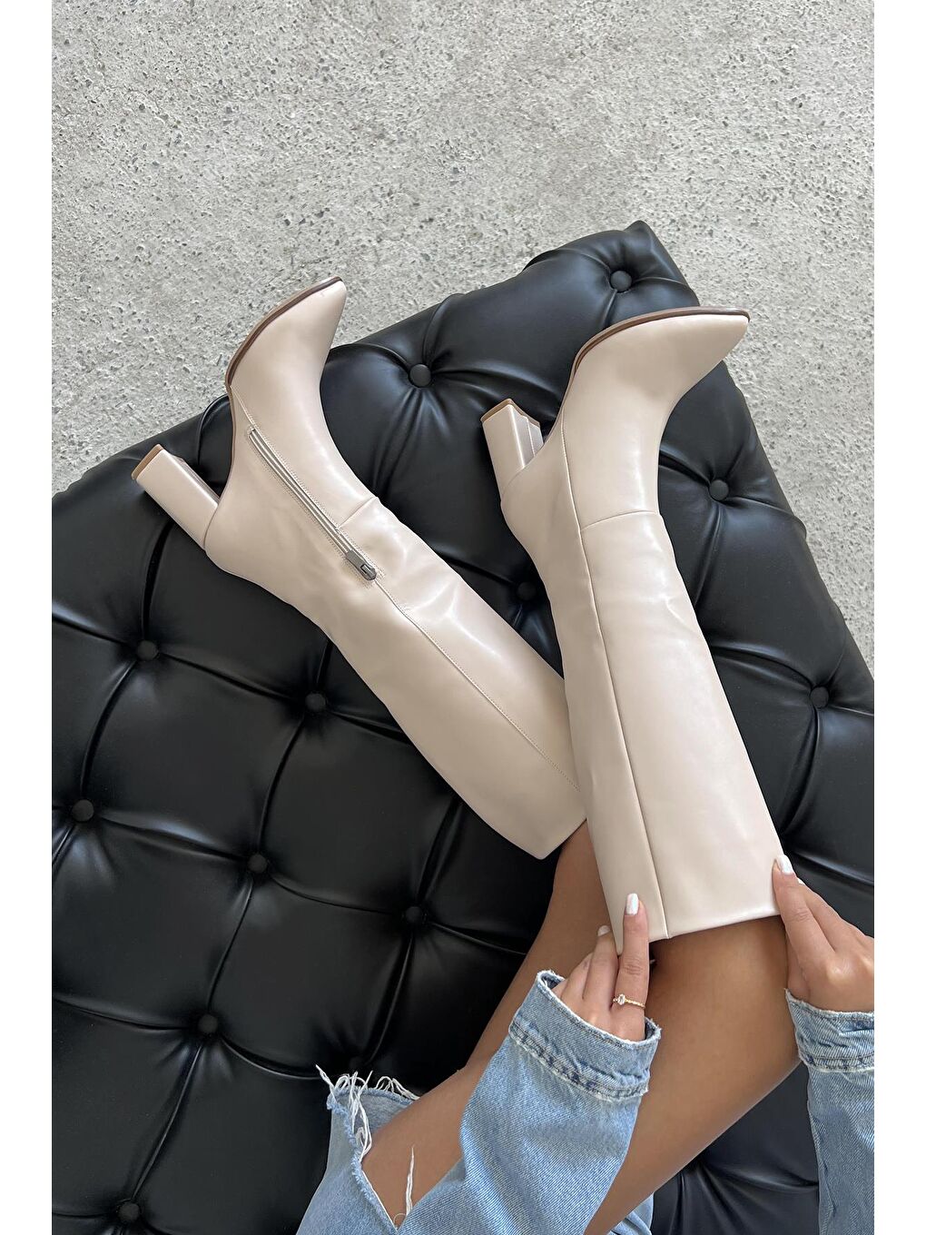 Sawyer  Kadın  Sivri  Burun Deri Çizme Bej-1