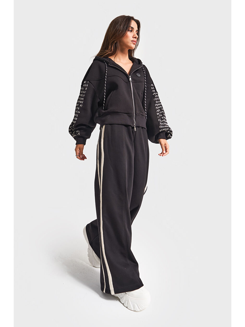 Kadın Siyah Renk w5-1 Örme Kumaş Büstiyer Polar ve Alt Eşofman 3'lü Tasarım Takım-3