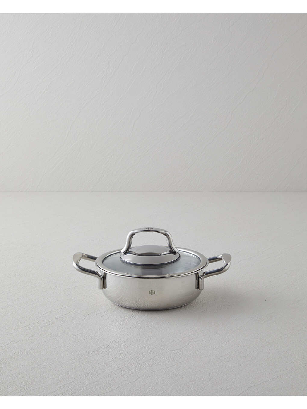 Gri Glow Çelik Cam Kapaklı Sahan 14x5 Cm Silver