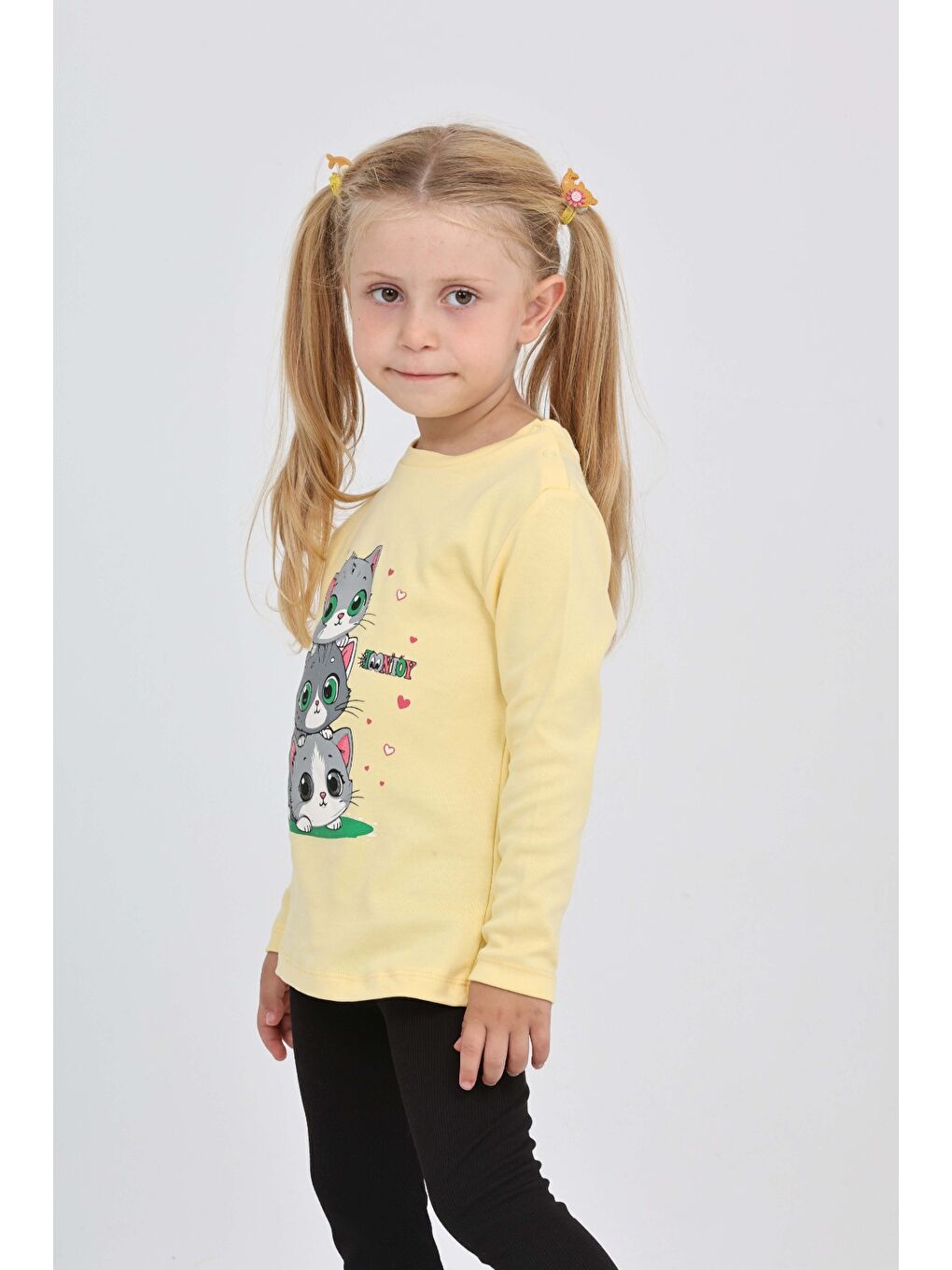 Sarı Kız Çocuk Üçlü Kedi Baskılı Sweatshirt