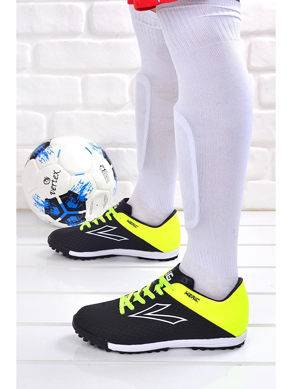 Siyah Meriç HM Halı Saha Erkek Spor Futbol Ayakkabısı-1