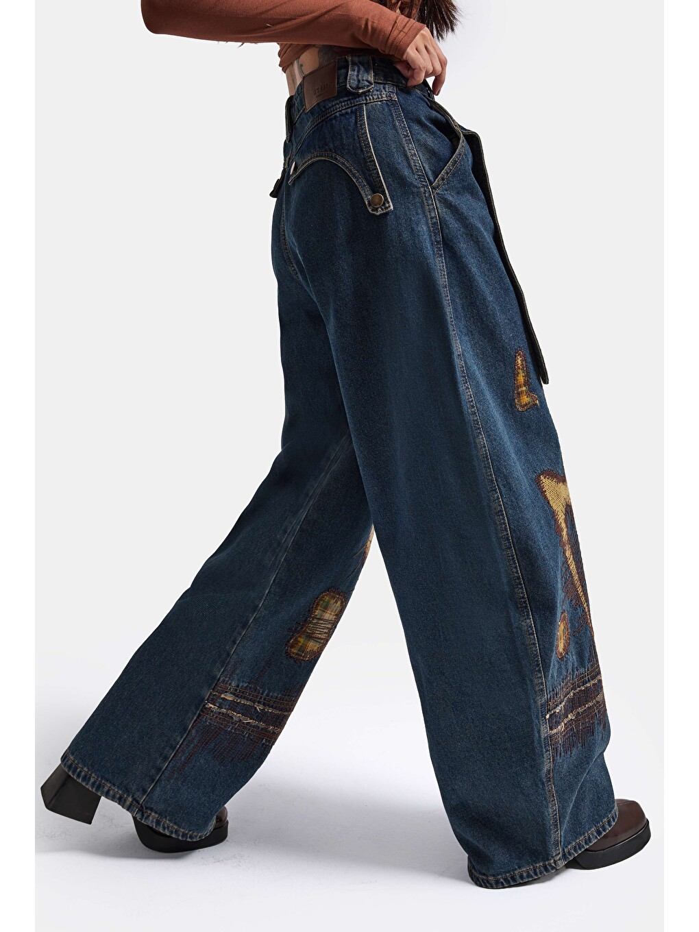 Mavi Kadın Jean Rengi 1w6-8 Barrel Fit Kemer Ve Nakış Detaylı Özel Tasarım Denim Jean-1