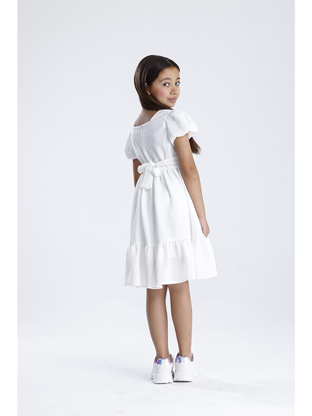 Beyaz Balon Kol Desenli Elbise-3