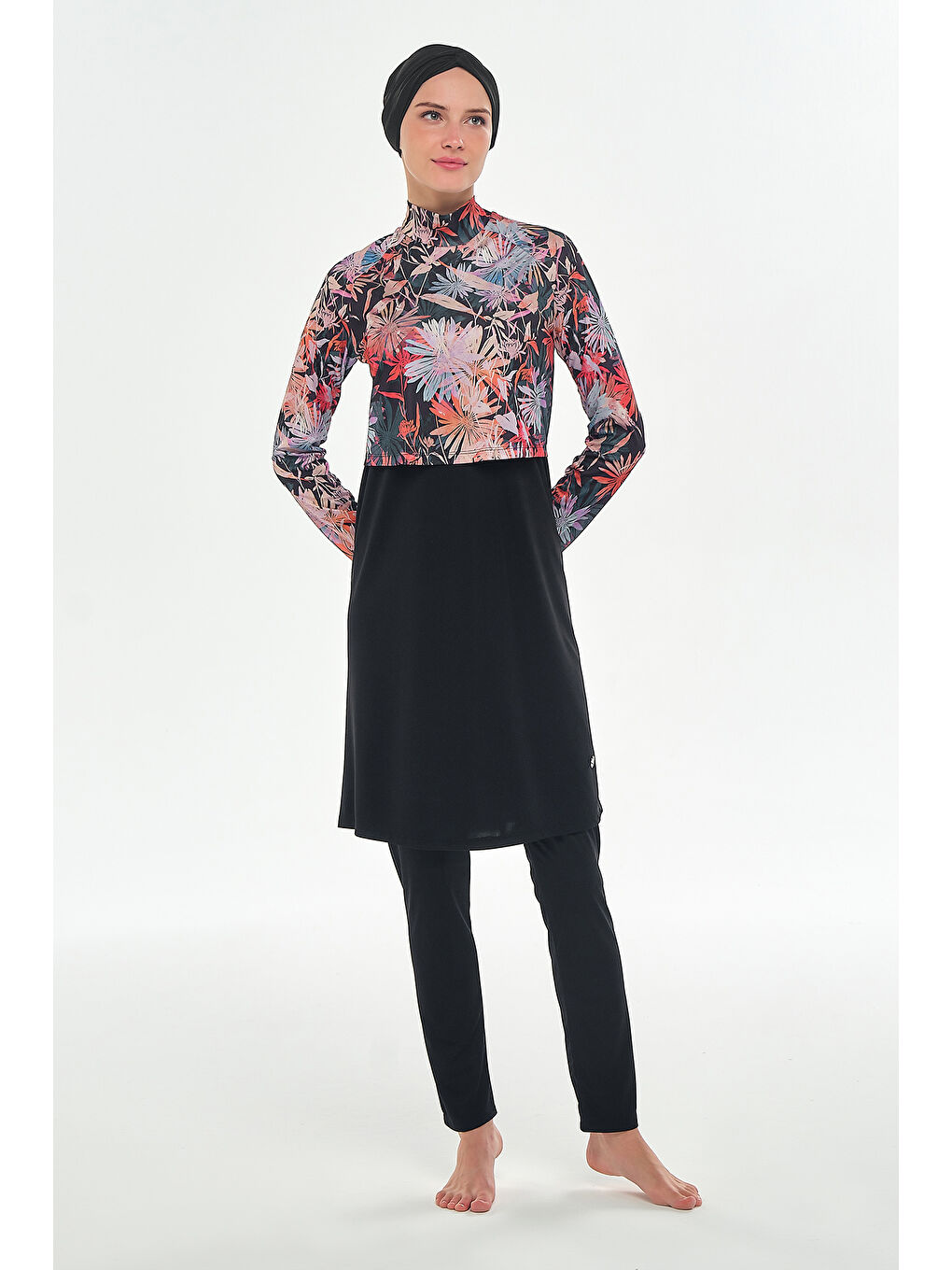 Yarım Desenli Elastanlı Tam Kapalı Tesettür Mayo 3123 Siyah-1