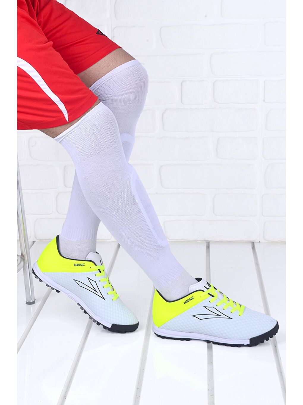 Beyaz Meriç HM Halı Saha Erkek Spor Futbol Ayakkabısı
