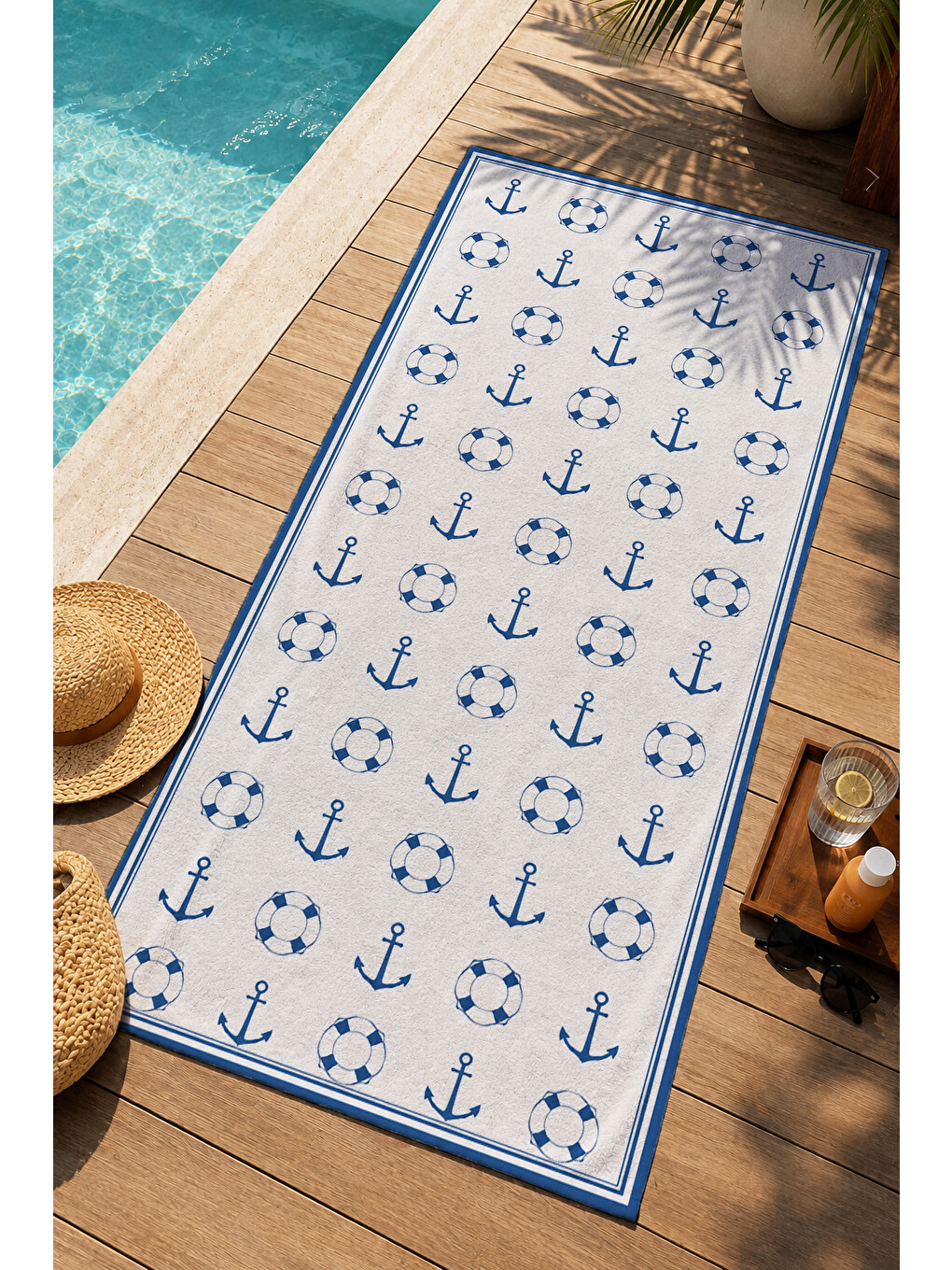 Nautical Beyaz Zemin Mini Mavi Çapa Desenli 70x150 Plaj Havlusu - Dijital Baskılı Banyo Havlusu-1
