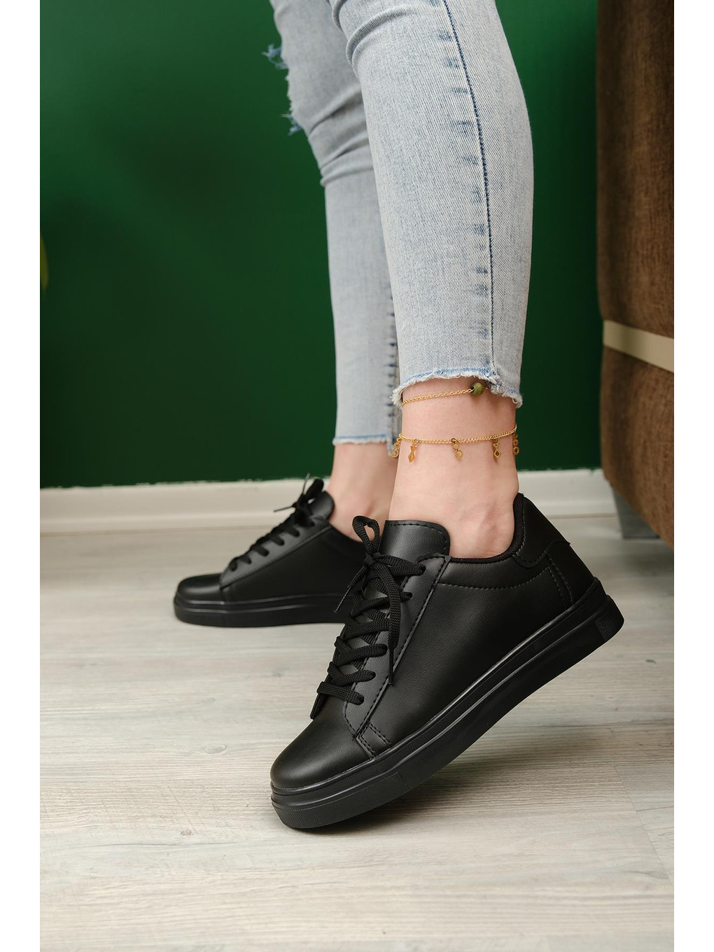 Siyah Erda Basic Bağcıklı Kadın Sneaker
