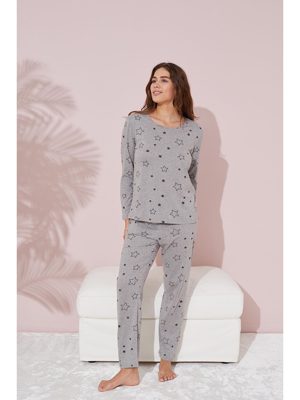 Gri Yıldız Desenli Pamuklu Pijama Takımı-1