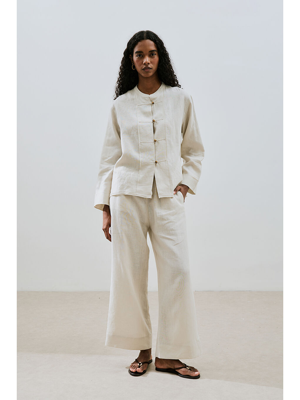 Bej Keten Önden Düğmeli Gömlek Taş-1