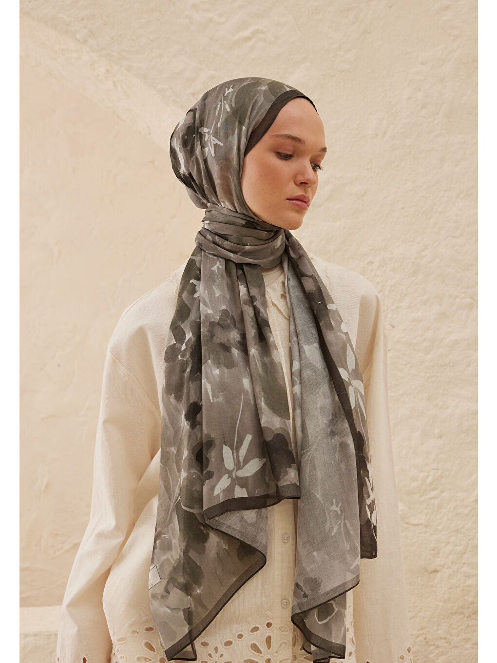 Gri Lizzy Desen Rami Şal Füme-2