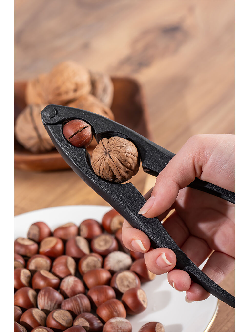 Siyah 2028 Döküm Ceviz Kıracağı Fındık Kıracağı Paslanmaz Ceviz ve Fındık Kıracak