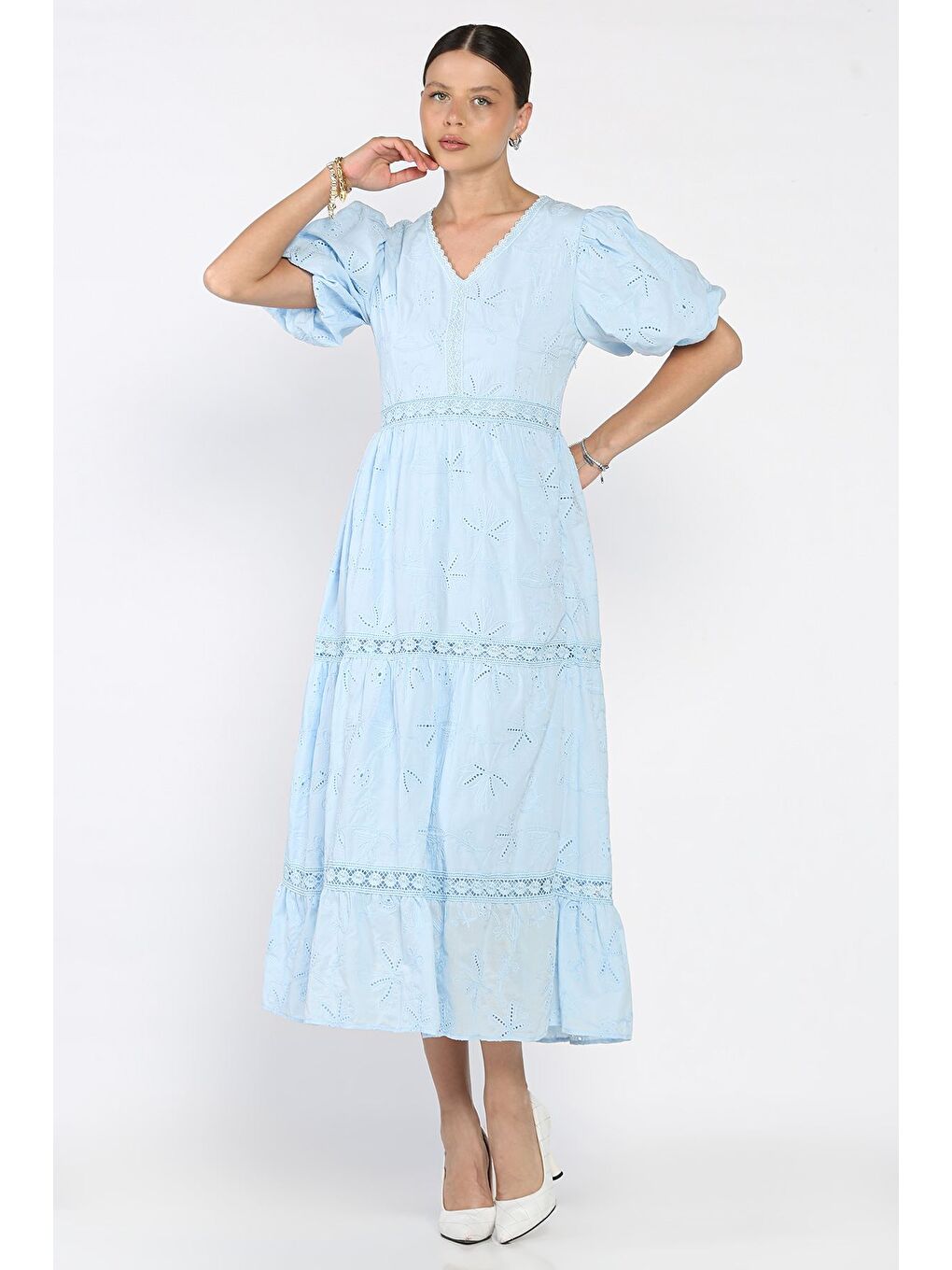 Mavi Kadın V Yaka Balon Kol Fırfırlı Brode Elbise-1