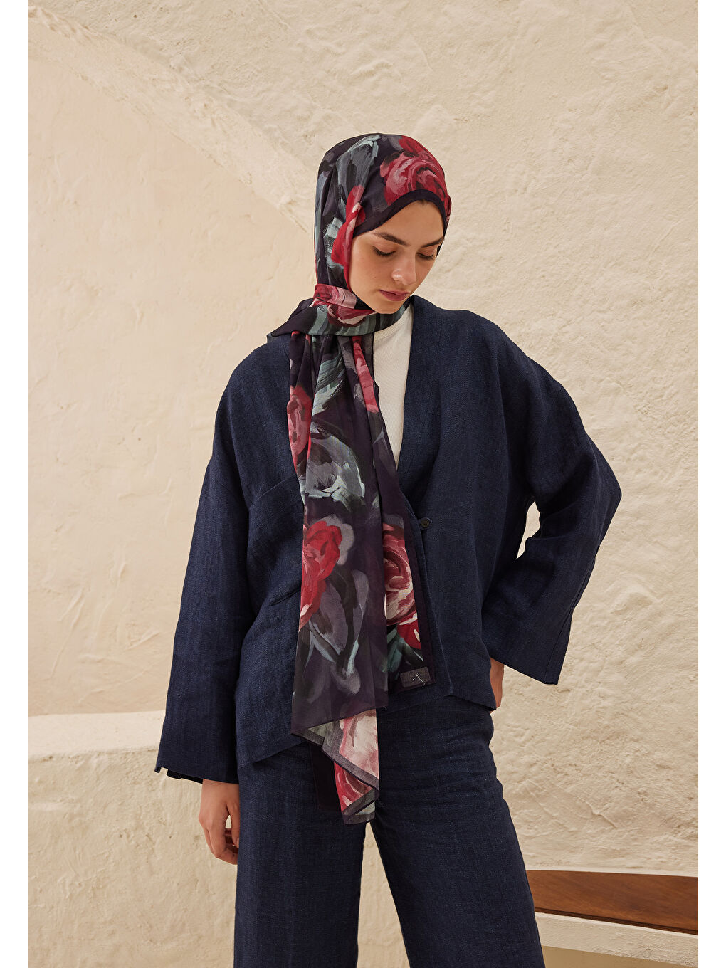 Summer Rose Desen Rami Şal Lacivert-1