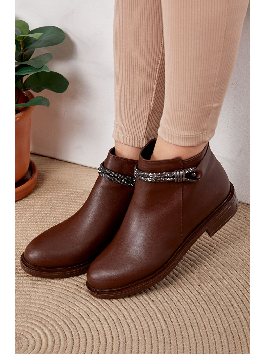 Kahverengi Kadın Kahve Bot - 26391