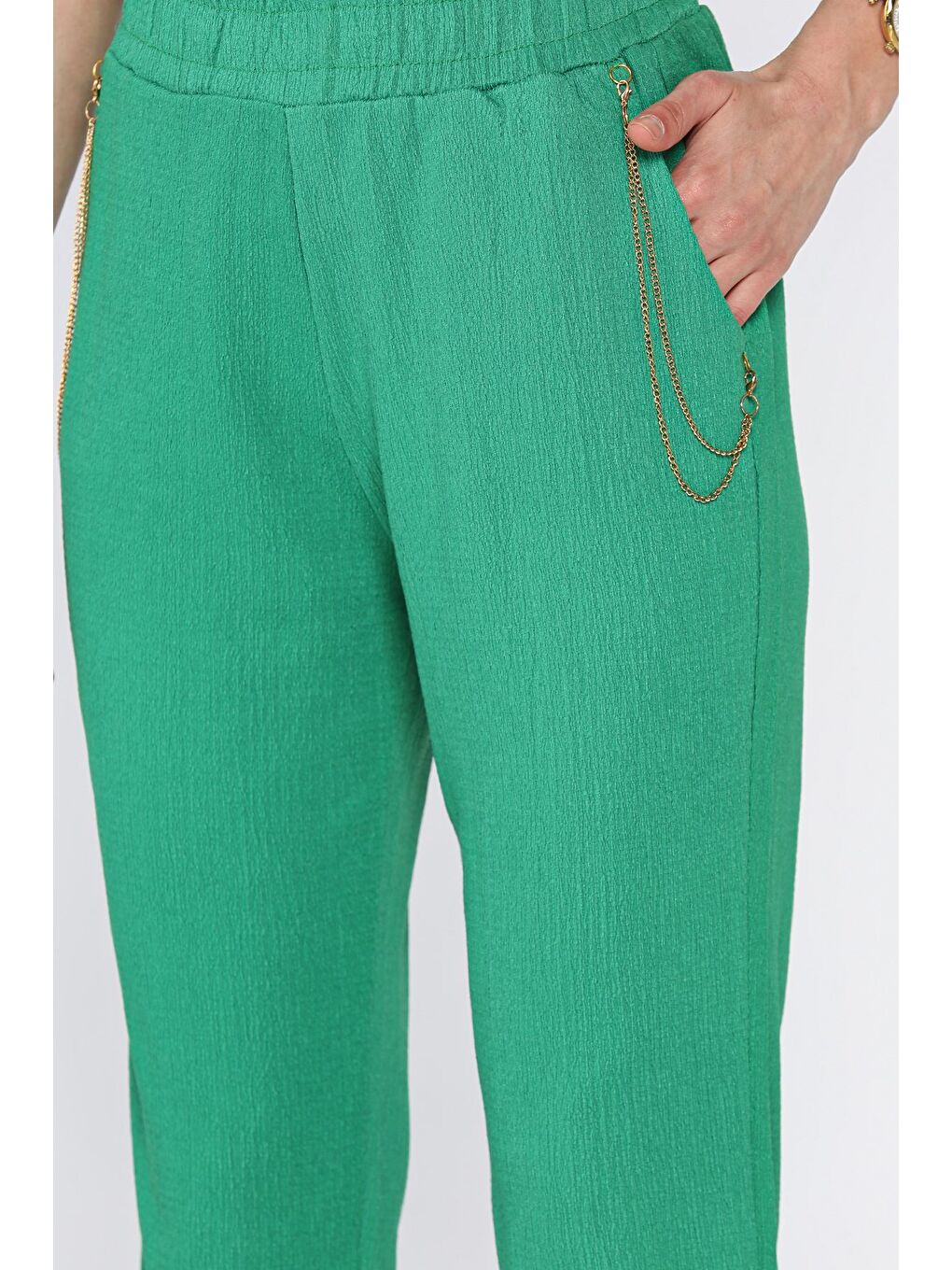 Yeşil Kadın Bel Lastikli Zincir Aksesuarlı Duble Paça Pantolon-2