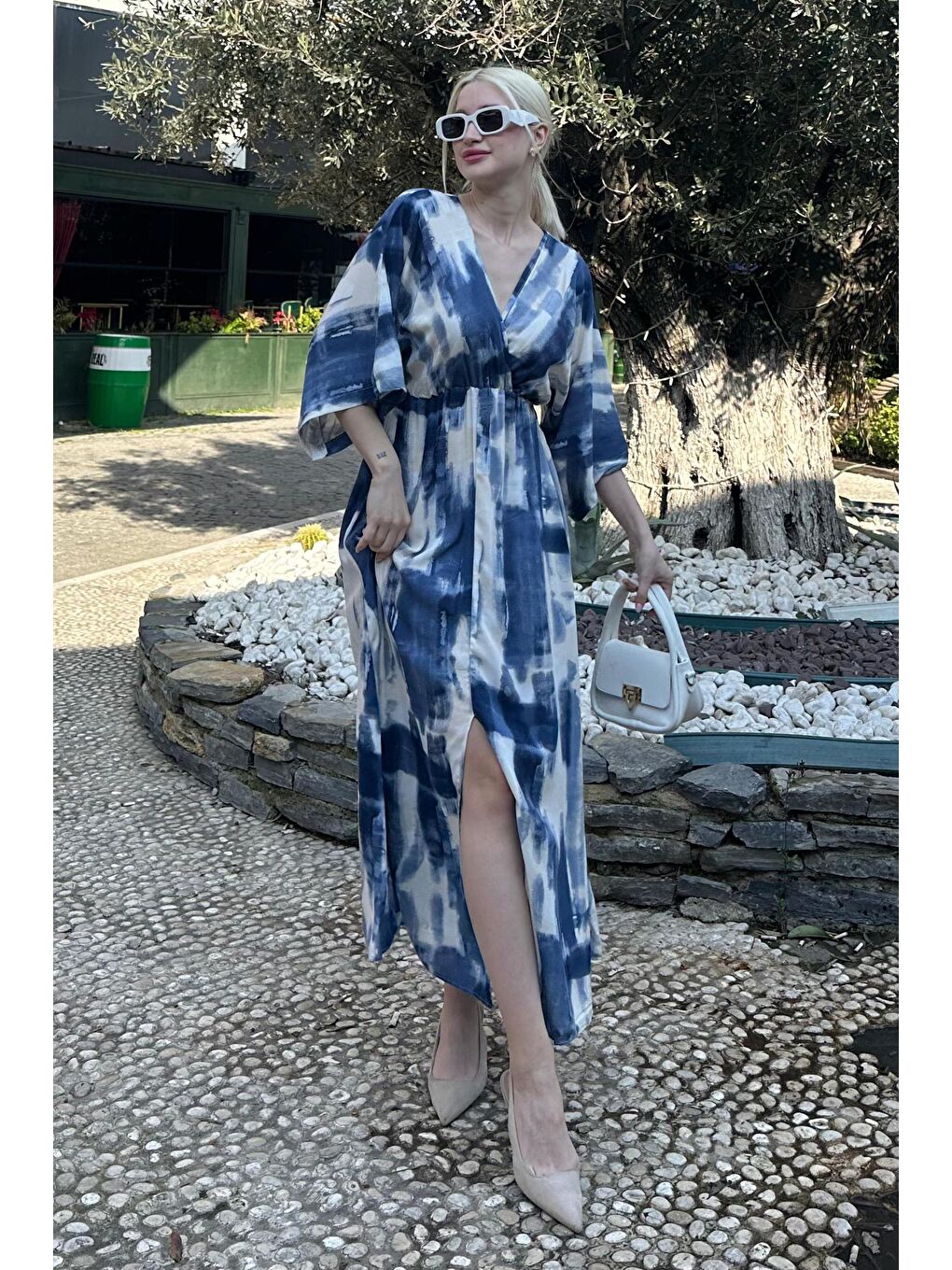 İndigo Desenli Yırtmaç Detaylı Uzun Elbise Mg2323-4