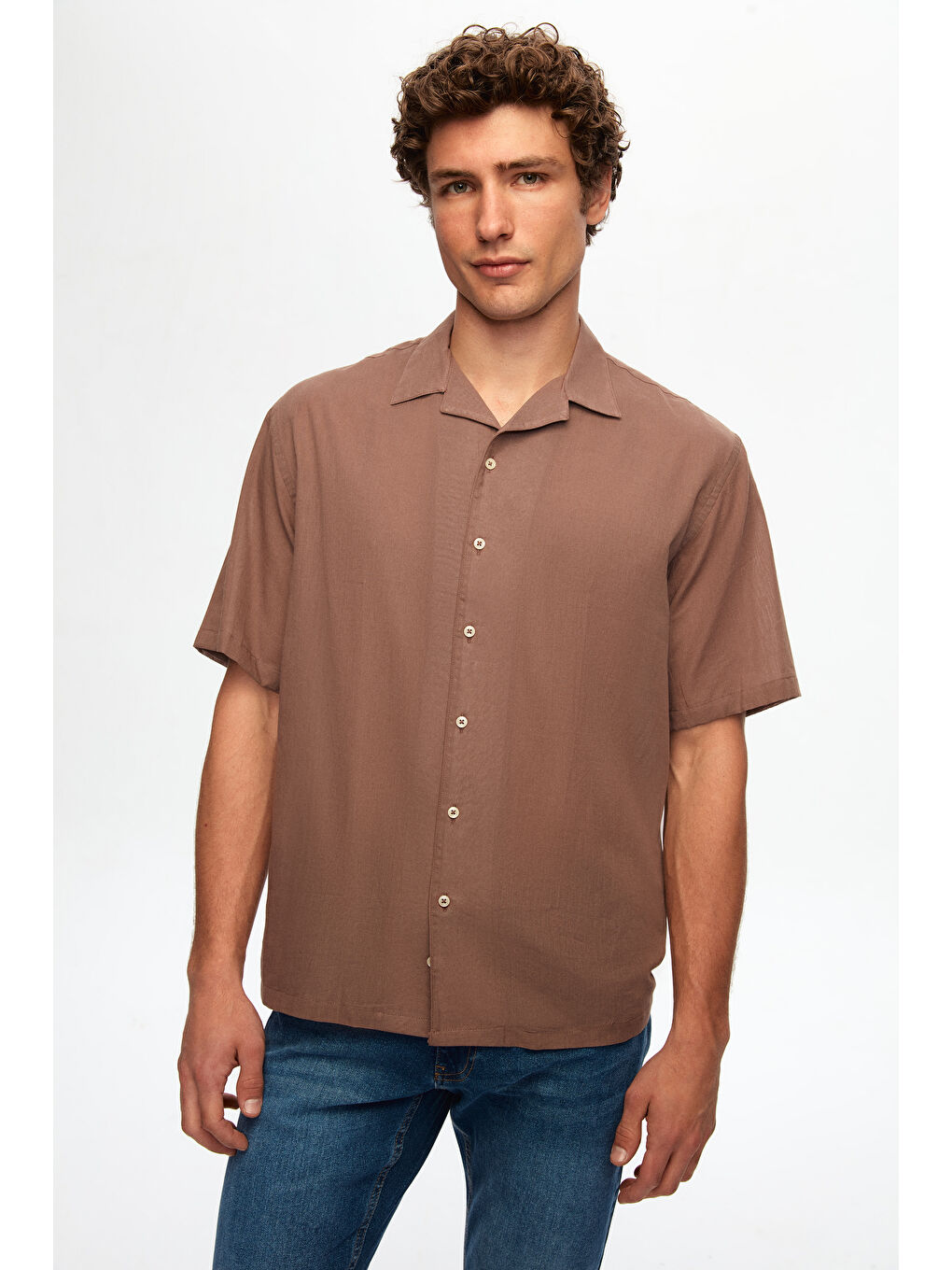 Ds Damat Relaxed Kahverengi Düz Pamuklu Keten Görünümlü İzci Yaka Yazlık Gömlek-2