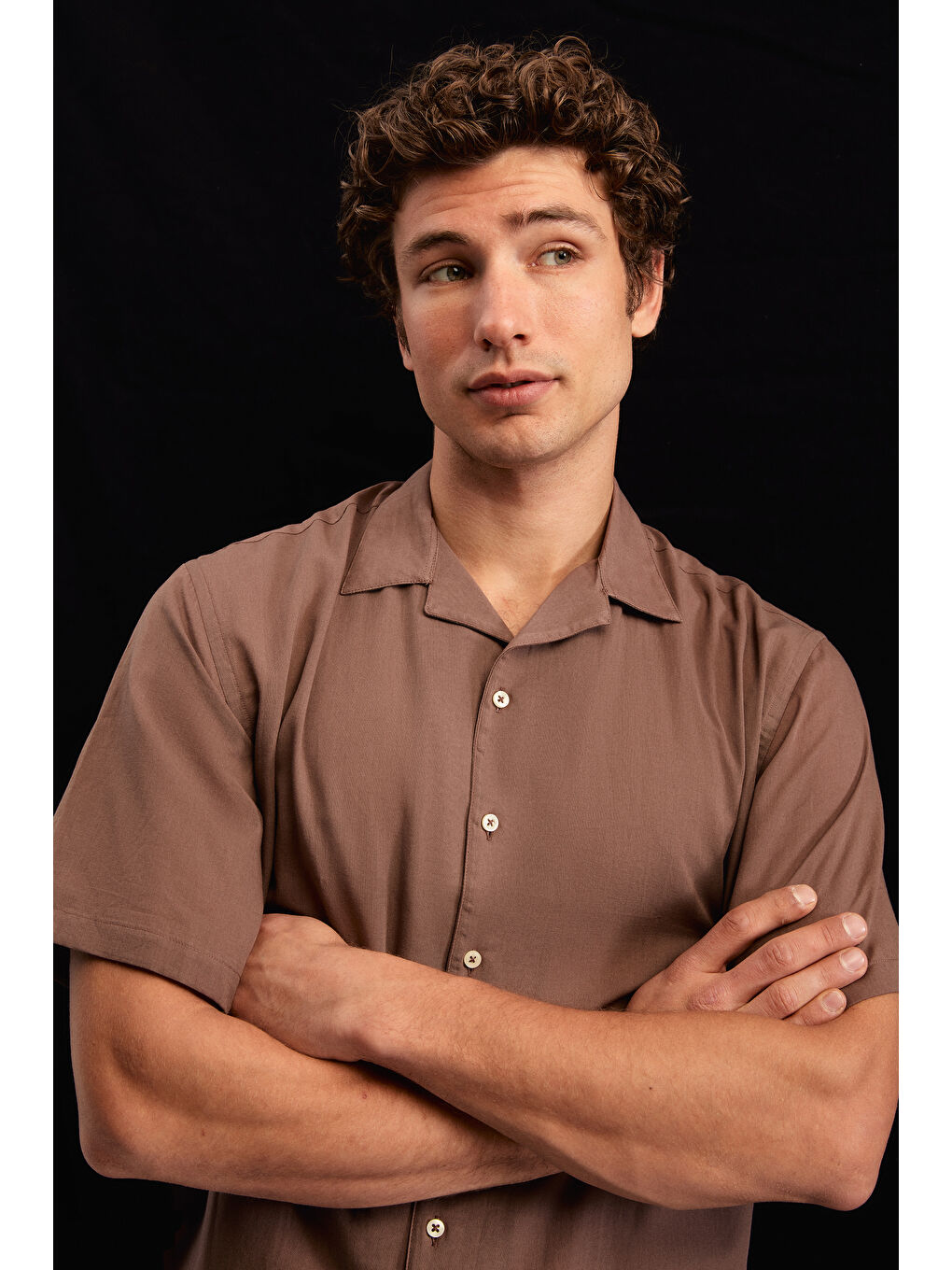 Ds Damat Relaxed Kahverengi Düz Pamuklu Keten Görünümlü İzci Yaka Yazlık Gömlek-5