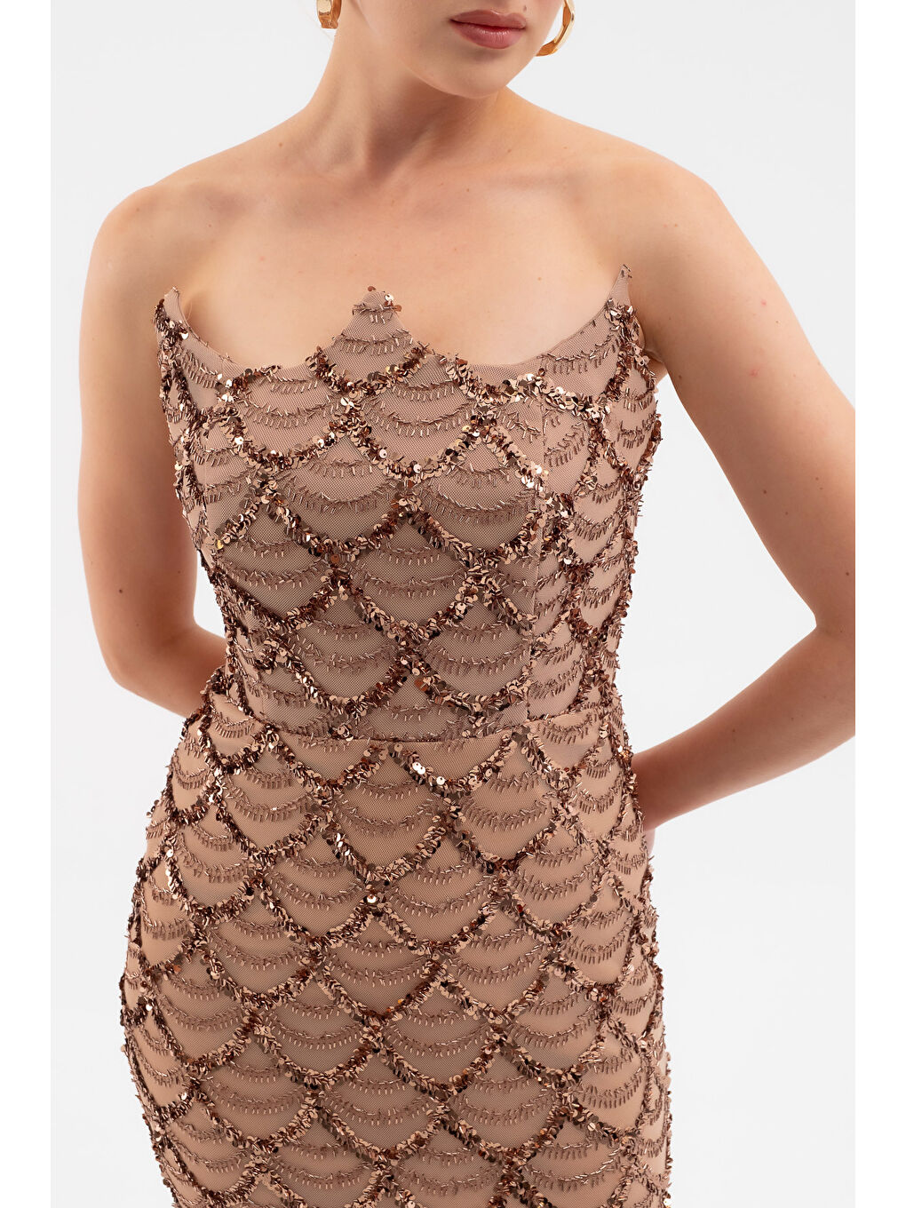 Kadın Kahverengi Dar Kalıp Straplez Boncuk İşlemeli Uzun Abiye Elbise-4