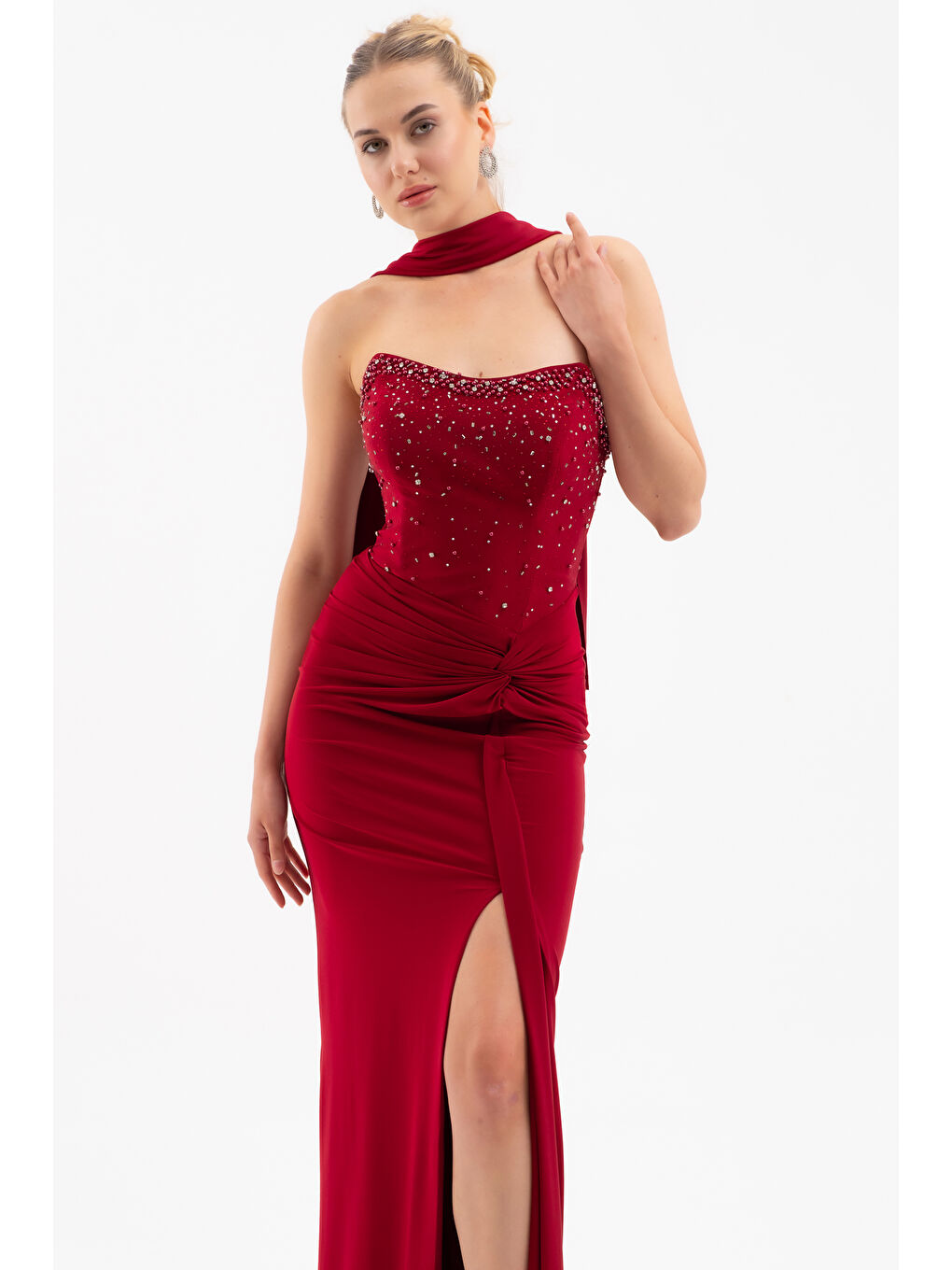Kadın Bordo Şal Yaka Taşlı Düğüm Detay Uzun Abiye Elbise-1