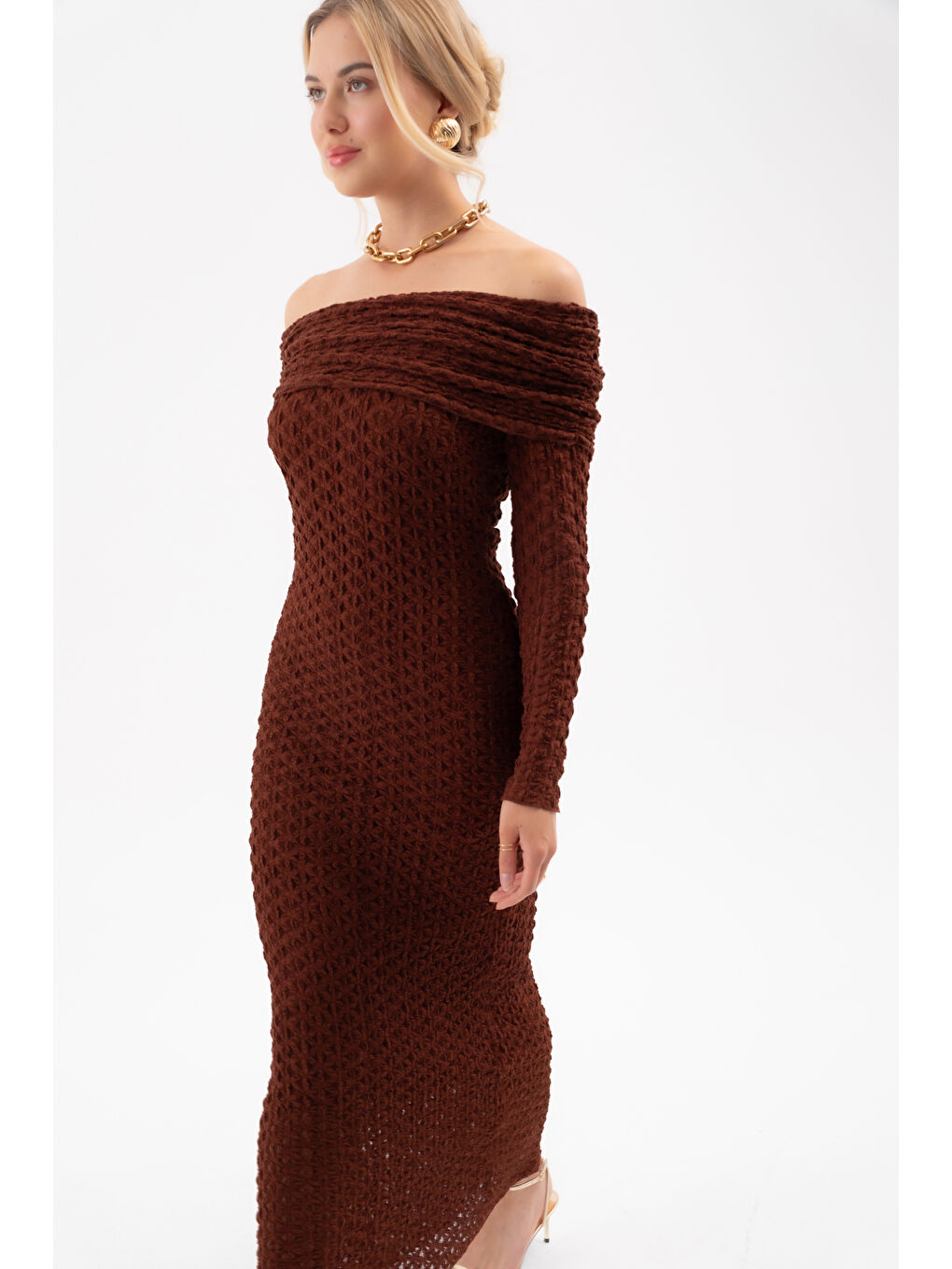 Kadın Kahverengi Açık Omuz Uzun Dantel Elbise-2