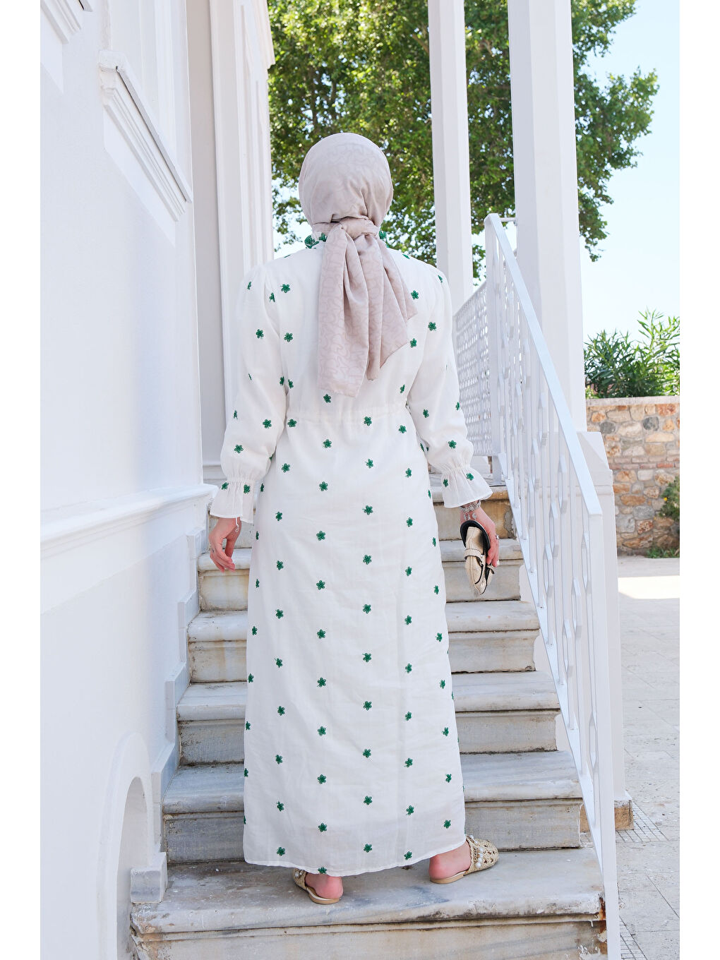 Çiçek Nakış Detay Elbise Yeşil-4