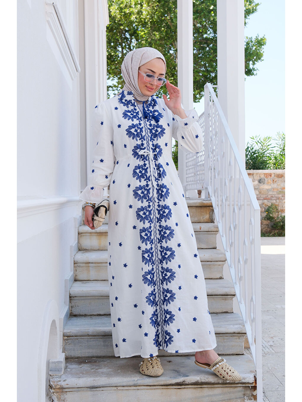 Çiçek Nakış Detay Elbise Mavi-2