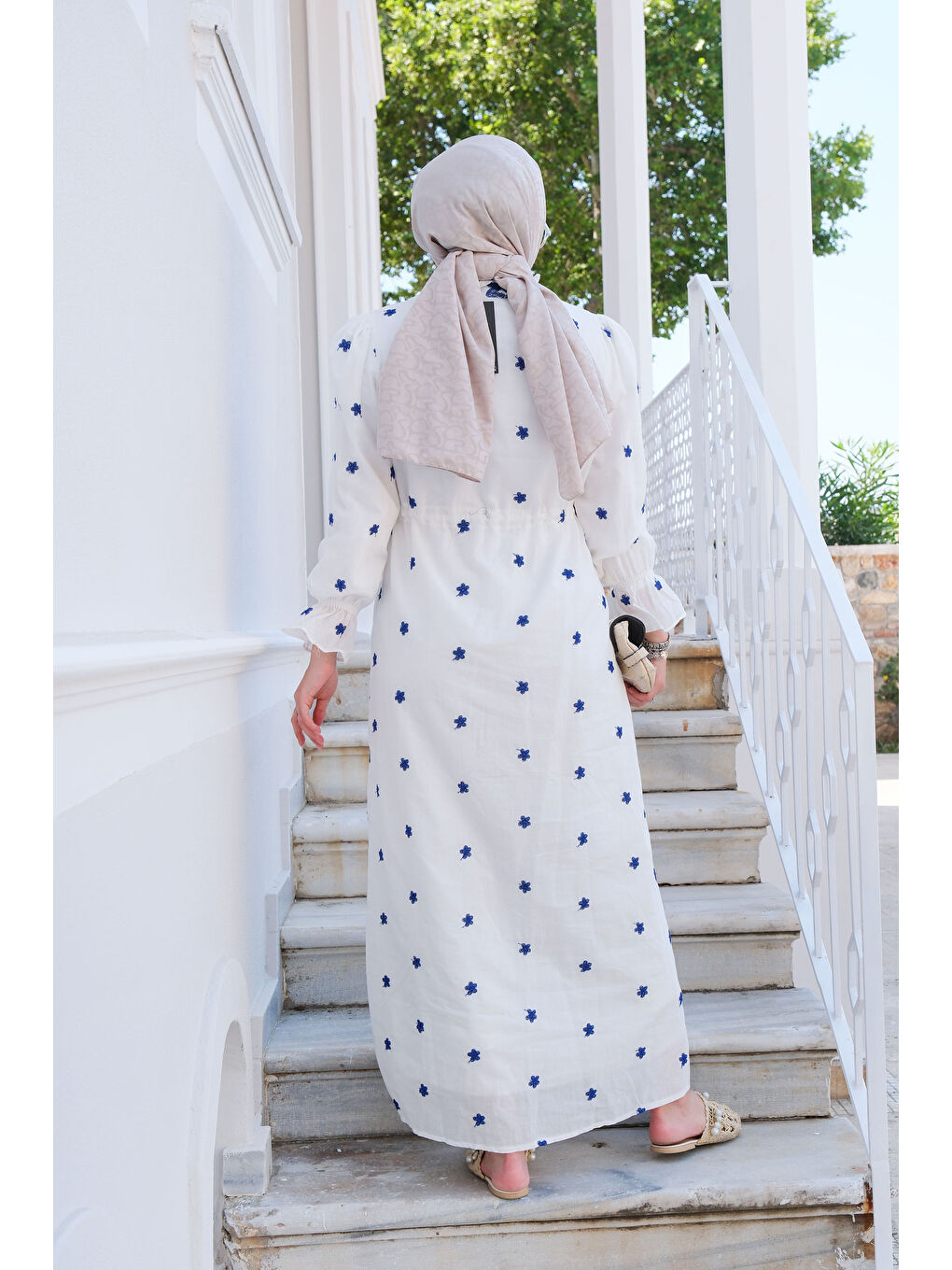 Çiçek Nakış Detay Elbise Mavi-4