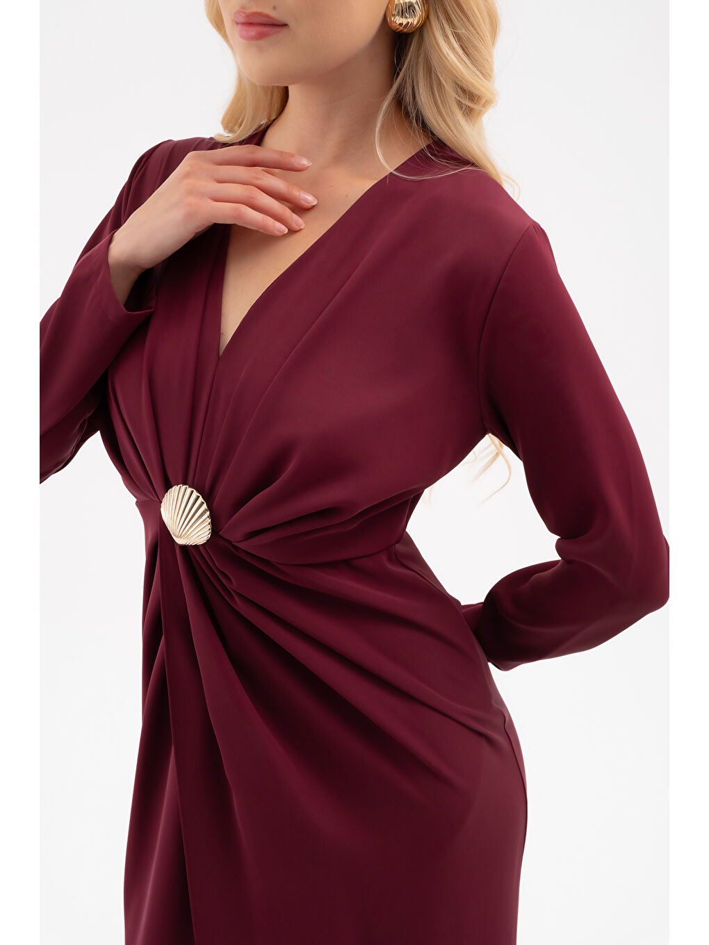 Kadın Bordo İstiridye Aksesuarlı Uzun Kol Elbise-4