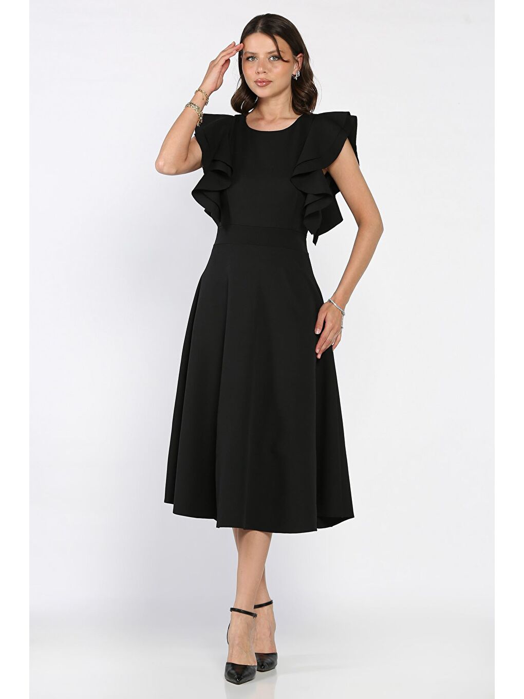 Siyah Fırfırlı Sıfır Kol Kiloş Elbise-1