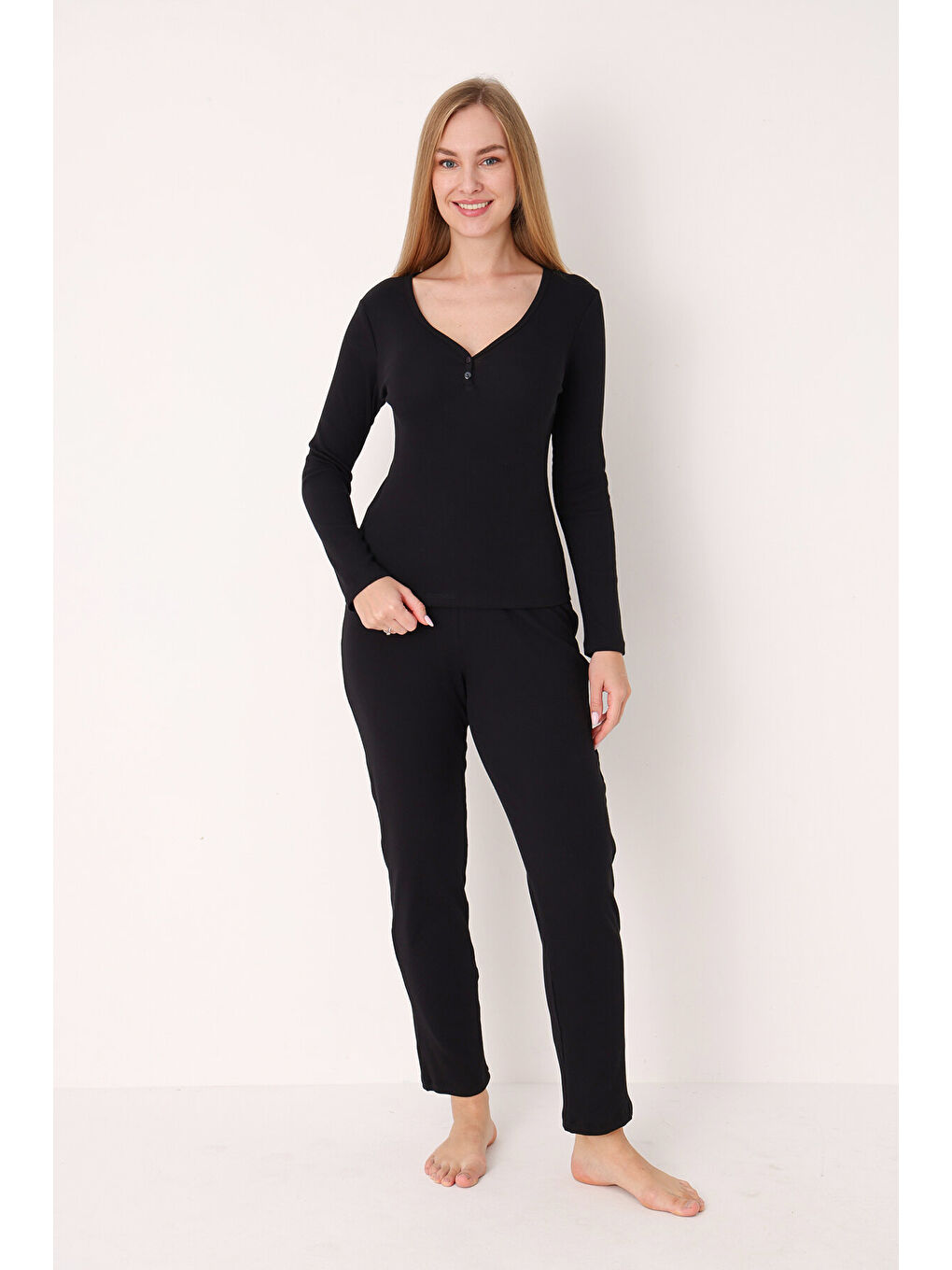 Siyah Patlı V Yaka Pijama Takım-1