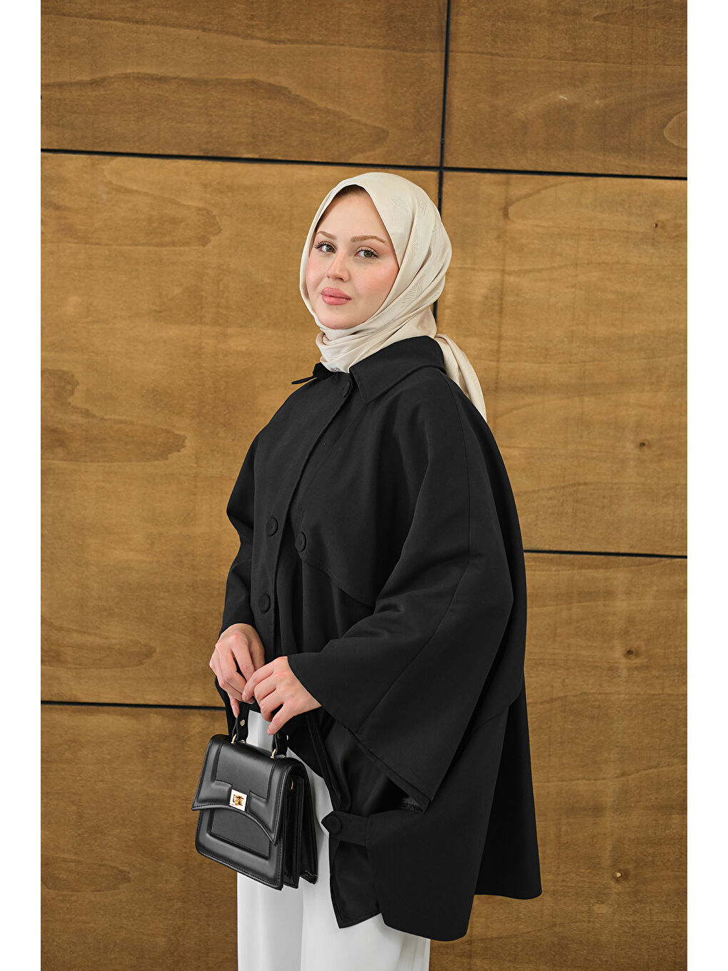 Kadın Gömlek Yaka Düğmeli Astarlı Oversize Gabardin Panço Trenç Siyah-2