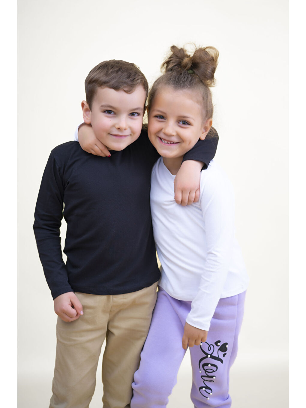 Harika KIDS Siyah-Beyaz-Siyah Siyah-Beyaz Kız-Erkek Unisex 2'li Paket  Çocuk Basic Örme Uzun Kollu Penye T-Shirt - 2